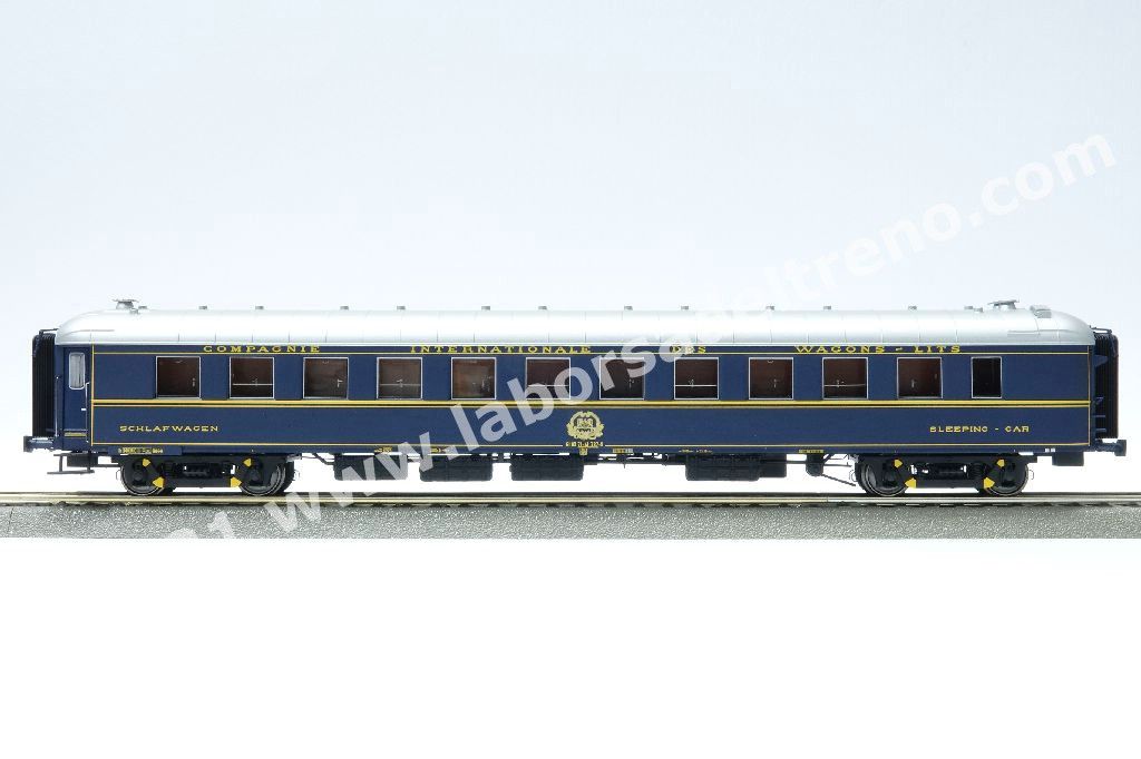 Carrozza letti tipo Ub costr. Ganz della CIWL, livrea blu CIWL con logo a ghirlanda, ep. IV