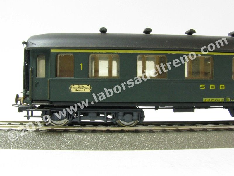 Carrozza passeggeri SBB, Tipo UIC mista 1a/2a classe logo vecchio, epoca IV - Ill.ne interna