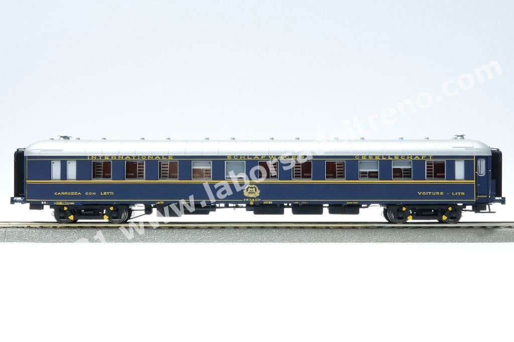 Carrozza letti tipo Ub costr. Ganz della CIWL, livrea blu CIWL con logo a ghirlanda, ep. IV