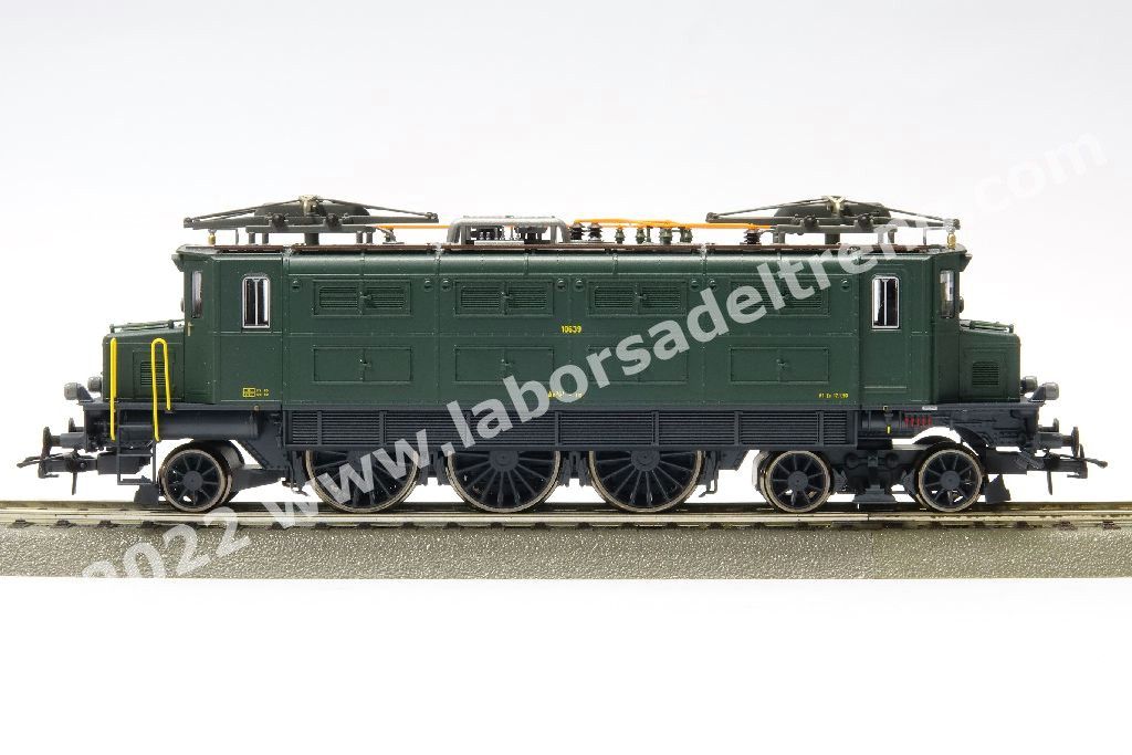 Locomotiva elettrica SBB Ae 3/6 10639 di 1° serie, livrea verde con fanali elettrici, epoca IV - Digital Sound