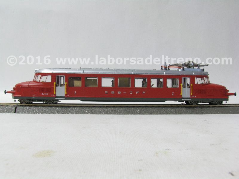 Elettromotore SBB Rbe 2/4 'Roter Pfeil' con illuminazione interna e personaggi, epoca III - Digital Sound MFX