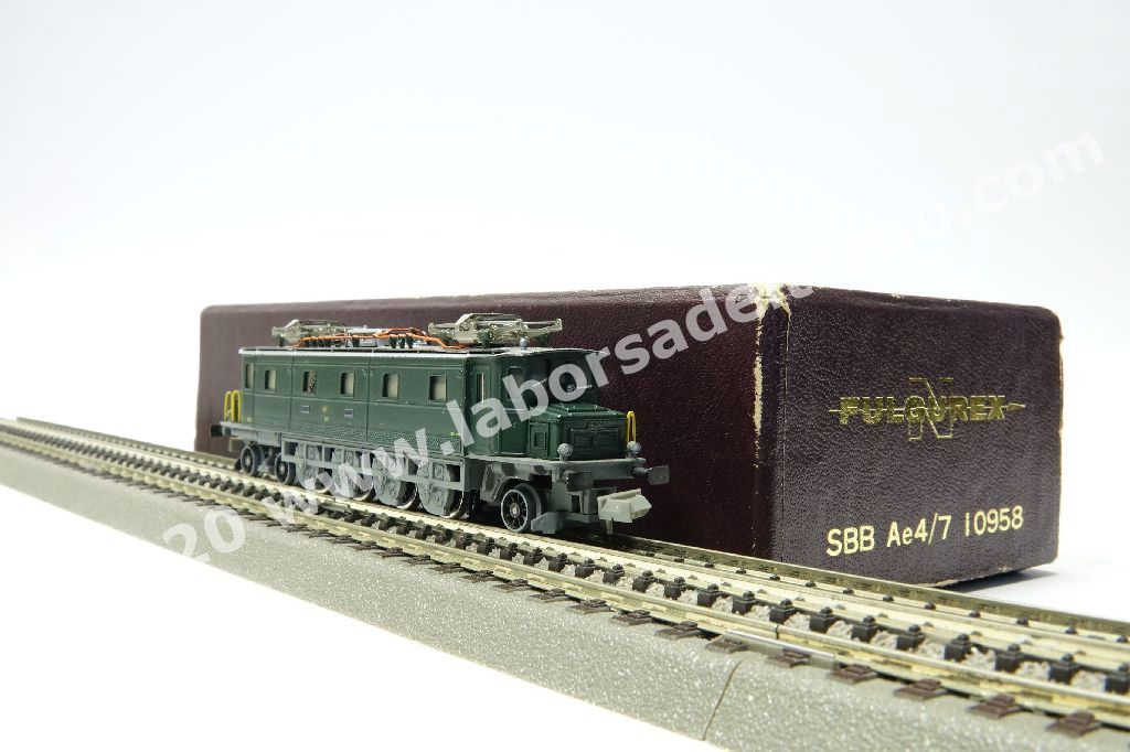 Loco el. Ae 4/7 delle SBB, livrea verde, ep. III/IV - scala N