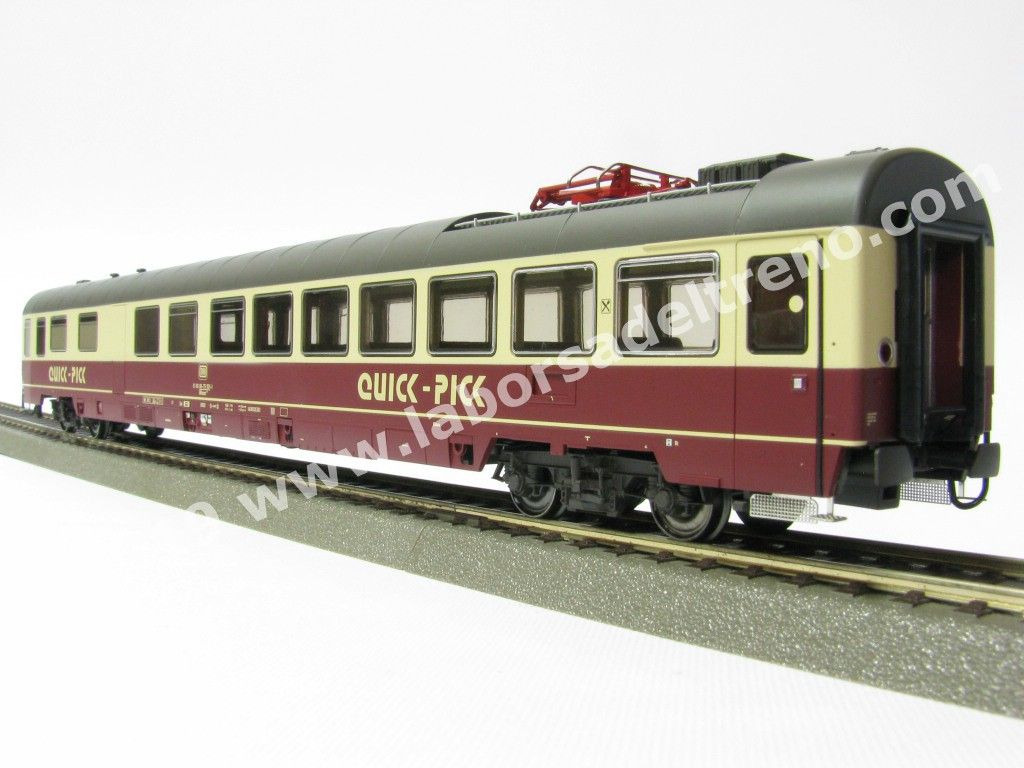 Locomotiva diesel pesante FS Mercitalia Shunting & Terminal DE 18 006 'Nadia', livrea bianca, logo Mercitalia Shunting, epoca VI