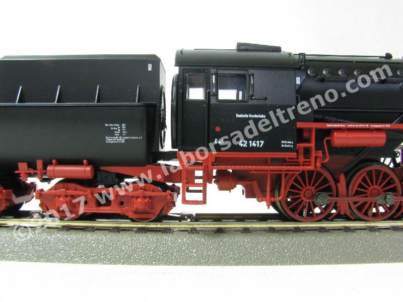 Locomotiva a vapore DB Br 42 con tender a vasca, fanali moderni montati sul blocco cilindri, epoca III - MFX Digital Sound
