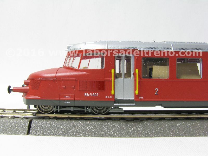 Elettromotore SBB Rbe 2/4 'Roter Pfeil' con illuminazione interna e personaggi, epoca III - Digital Sound MFX