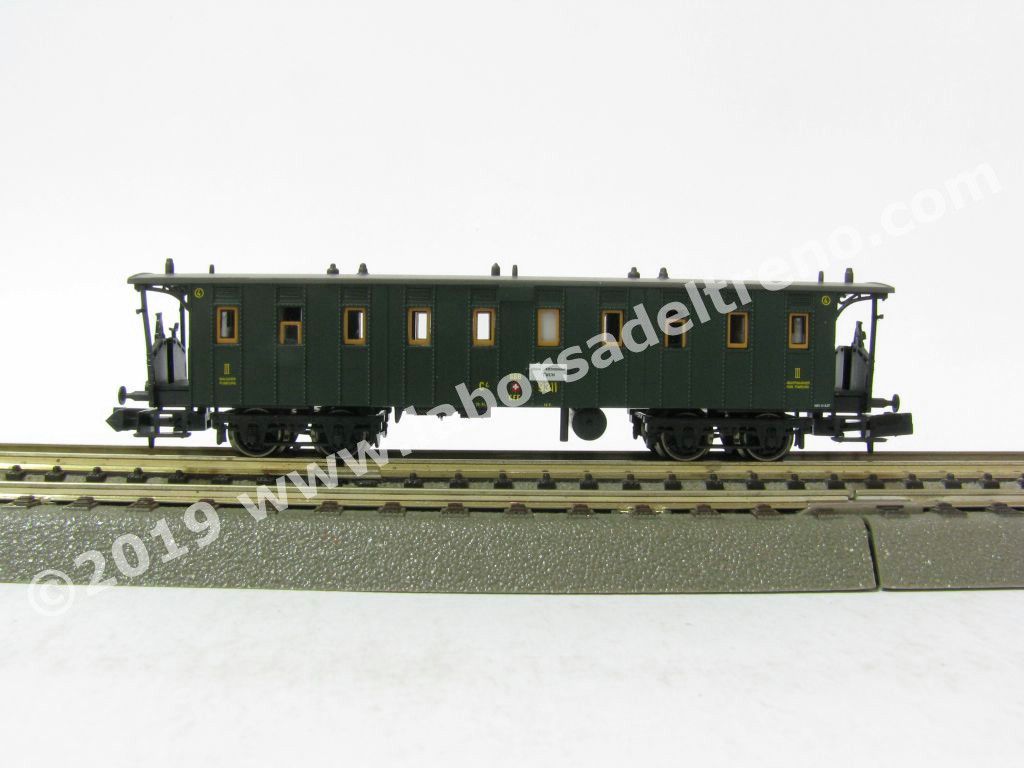 Carrozza a terrazzini a carrelli SBB tipo 'Americane' di 2°/3° cl., logo a scudo, epoca II/III