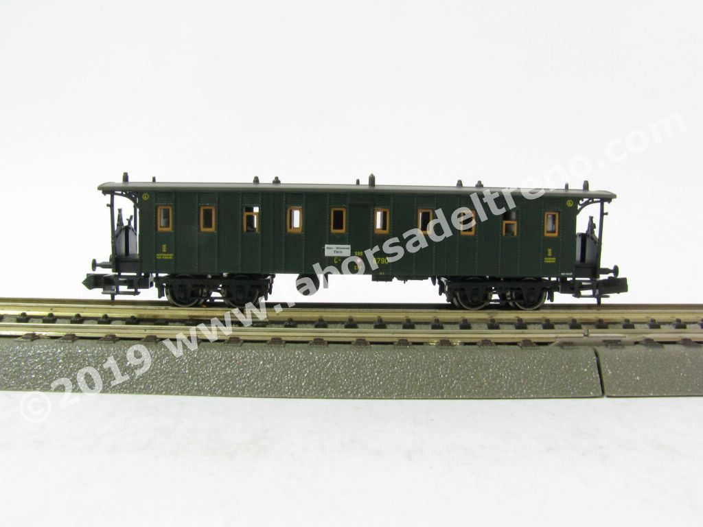 Carrozza a terrazzini a carrelli SBB tipo 'Americane' di 3° cl., logo a scudo, epoca II/III