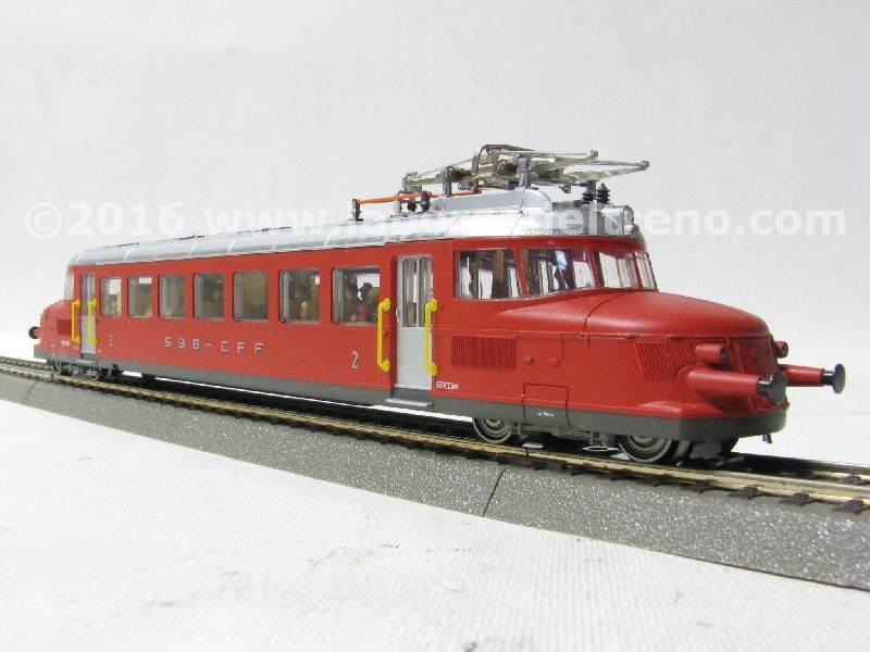 Elettromotore SBB Rbe 2/4 'Roter Pfeil' con illuminazione interna e personaggi, epoca III - Digital Sound MFX