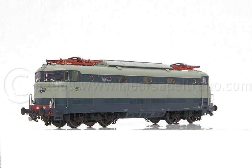 E 444 002 prototipo, livrea grigio/blu senza modanature, ep. Iv/V