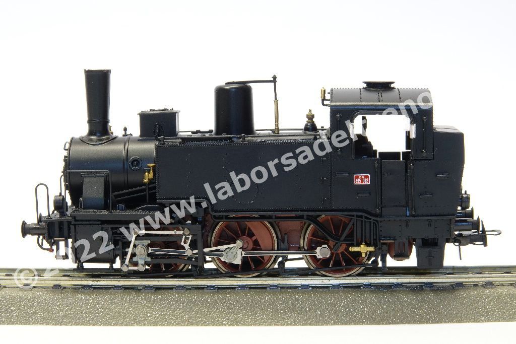 Locotender FS Gr 835, fanali elettrici, pompa Westinghouse grande, epoca III/IV