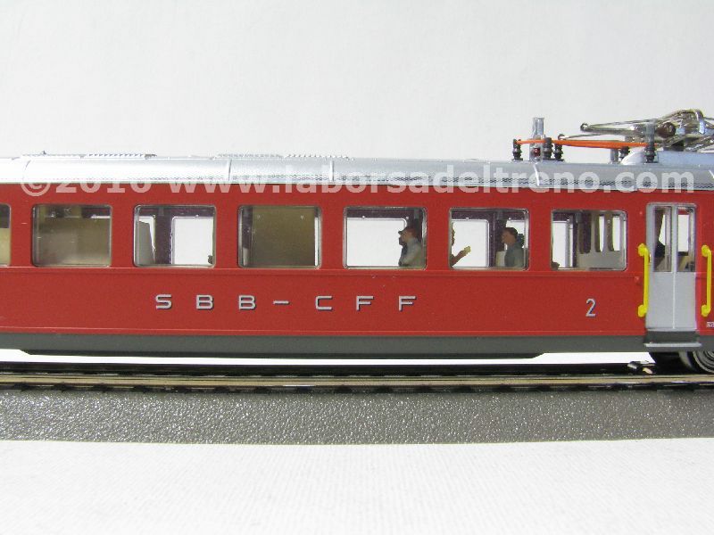 Elettromotore SBB Rbe 2/4 'Roter Pfeil' con illuminazione interna e personaggi, epoca III - Digital Sound MFX