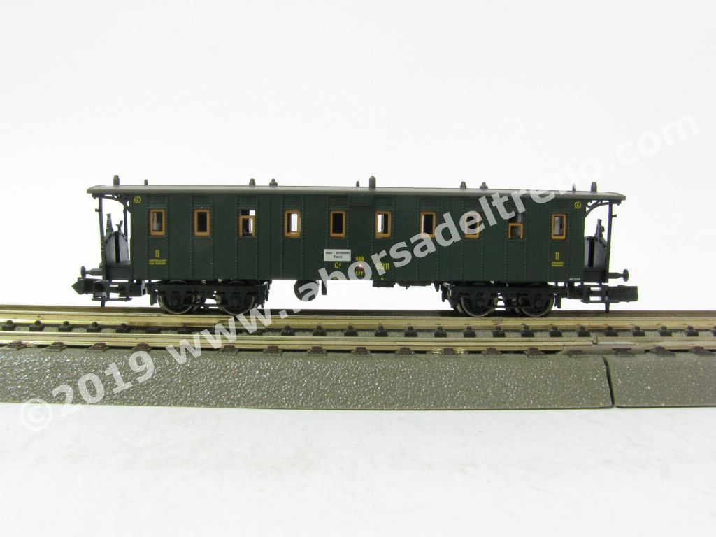Carrozza a terrazzini a carrelli SBB tipo 'Americane' di 2°/3° cl., logo a scudo, epoca II/III