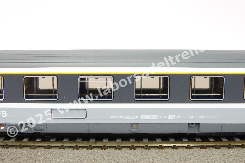 Carrozza tipo Eurofima di 1a cl. SBB, livrea EC, ep. VI