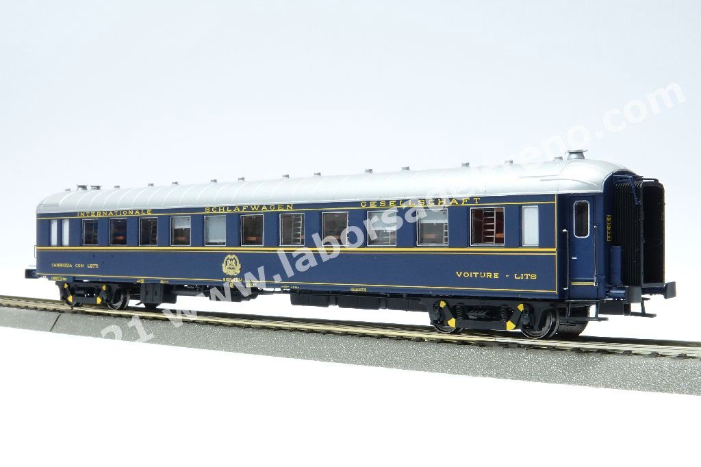 Carrozza letti tipo Ub costr. Ganz della CIWL, livrea blu CIWL con logo a ghirlanda, ep. IV